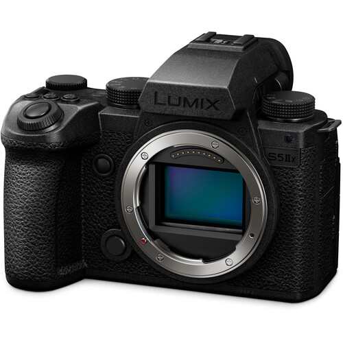 Panasonic Lumix S5 II X - 9